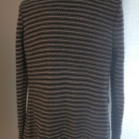Houndstooth sweater with oversized collar - Medium - Picture 4 of 4